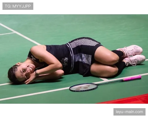 马来西亚大师赛，吴堇溦击败因达农晋级决赛